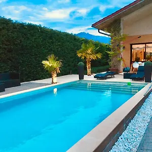 Four Bedroom With Private Pool In The Heart Of Rioja Alavesa , La Guardia España